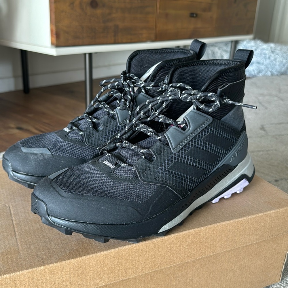 Adidas Terrex Hiking Shoes Size 9